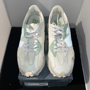 New Balance Mens Sea Salt 327 MS327FS1 Size US 10.5 same details photo is As IS